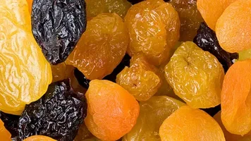 تصویر 1 از آلو بخارا روشن انتخابی جذاب برای ترکیب های خوش طعم